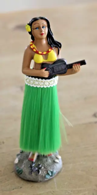 Hula Girl Dashboard Dancing Aloha Hawaii Dances Playing Ukulele 6.25" Tall