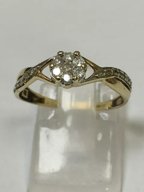 Stunning 9 Carat Yellow Gold DIAMOND CLUSTER Ring 0.25 carats