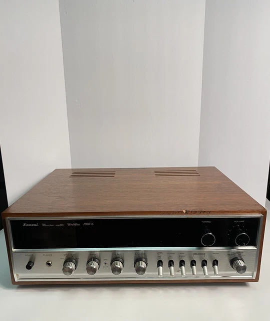 AMPLIFICATEUR RÉCEPTEUR STÉRÉO intégré AIWA AX-7400 vintage années 1970 AMPLIFICATEUR RÉCEPTEUR STÉRÉO intégré AIWA AX-7400 vintage années 1970