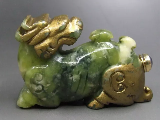 China,exquisite jade,pure manual carving,statues Snuff Bottle"cattle"1159