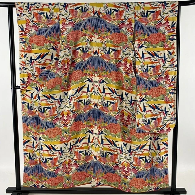 Japanese Kimono Furisode Pure Silk Flowers Butterfly Silk Crepe Beige