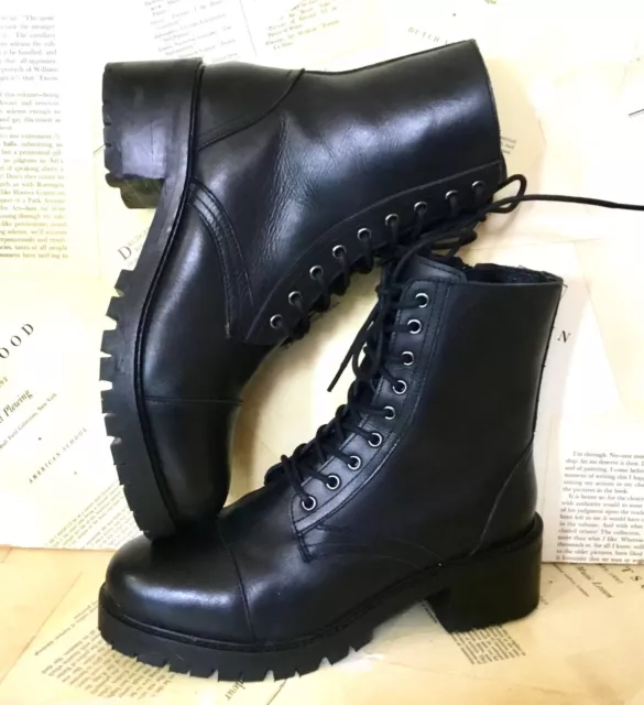 Urban Outfitters Bill Lace Up Combat Boot Moto Zip Lug Sole Black Leather 9 NEW