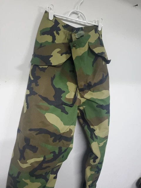 USGI medium regular COLD/WET WEATHER GORE TEX UNIVERSAL trouser  bdu Woodland