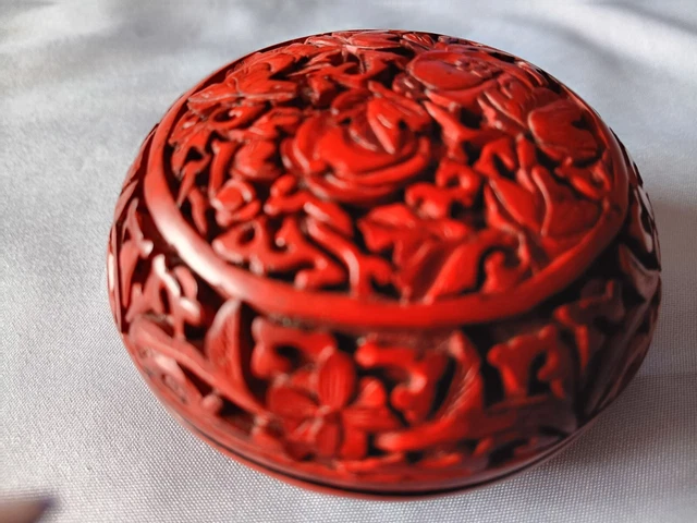 Boutique de Claude céramiques boîtes sculptées avec pierres