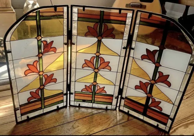 25” Tiffany Style Painted Glass Victorian Screen 3 Panel Sun Catcher