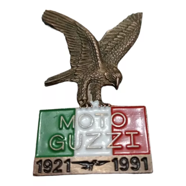 Moto Guzzi 1921-1991 Spilla Vintage Collezione Italia Difetto Attacco Nel Retro