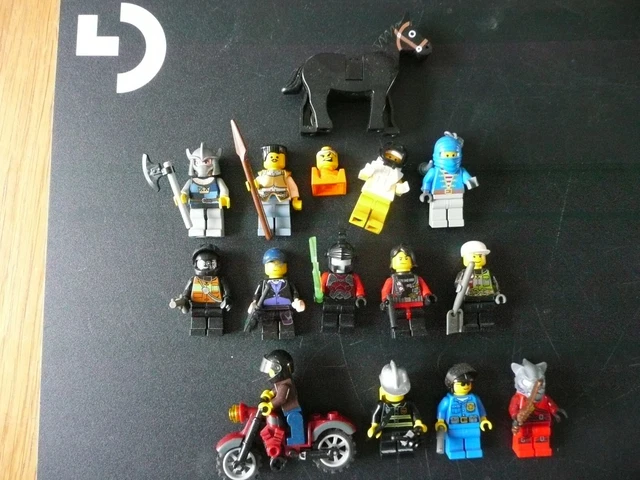lot de figurines Lego