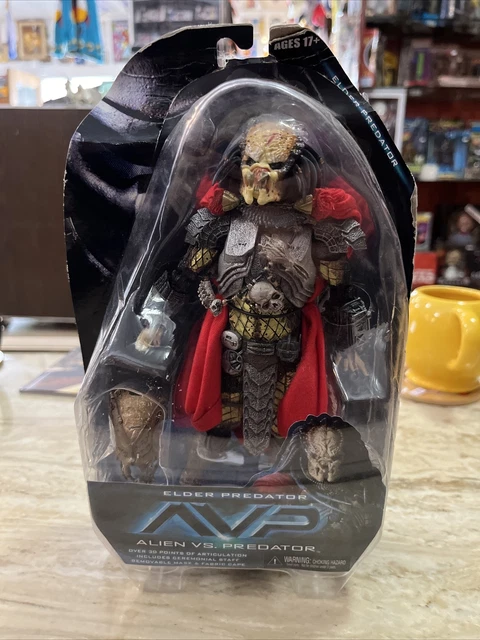 AVP ALIEN VS Predator Elder Predator Neca Reel Toys New Authentic $350. ...