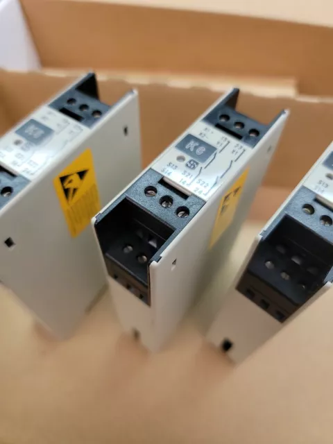 Schmersal AES1235D safety relay