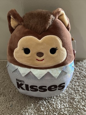 kisses squishmallow