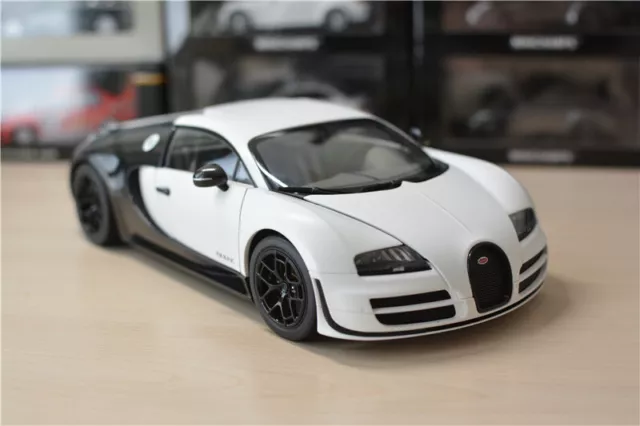 AUTOart 1/18 Bugatti VEYRON SUPER SPORT Diecast Model Car Toy Collection White