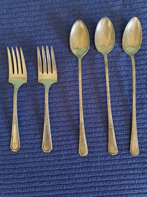"MAYFAIR" 1923 pattern by Wm. Rogers & Son Pat.Mar 13 23 silverplate 5 pcs