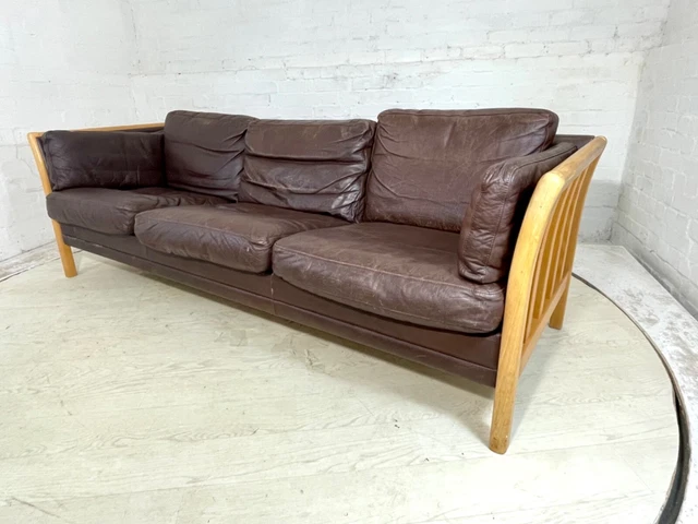 EB4279 Danish Vintage Leather Sofa, 1970s, 1980s Stouby Style, Beech, Retro M3SS