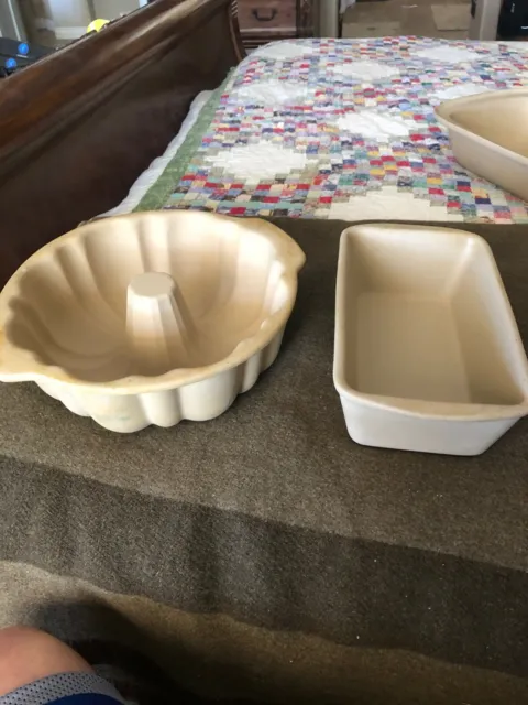 THE PAMPERED CHEF STONEWARE Bread Loaf & Bundt Pan FAMILY HERITAGE CLASSIC