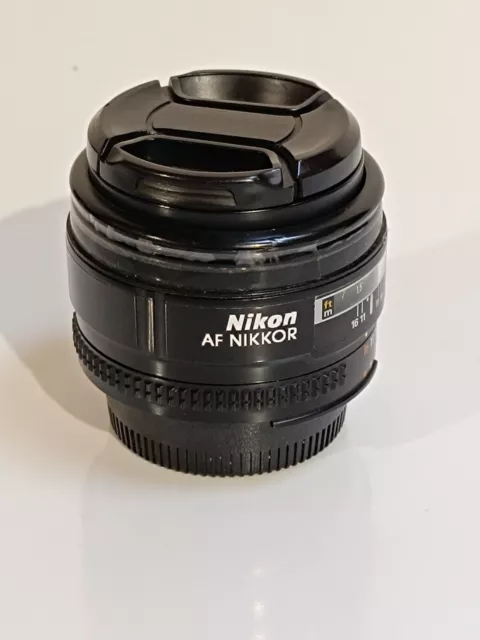 Nikon NIKKOR AF 50mm F/1.4 D Objektiv - Schwarz_0,2_5