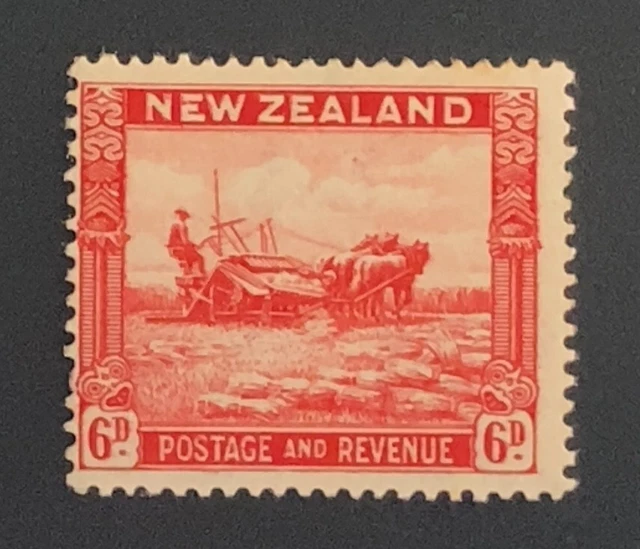 NEW ZEALAND STAMPS 1935 Pictorials 6d Harvest Mint Very Light Hing 1