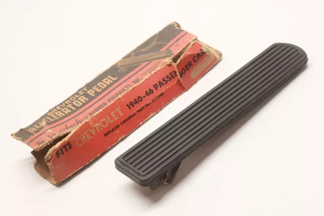 NOS 1940 1941 1942 1946 Chevrolet Passenger Car GAS ACCELERATOR PEDAL 3658481