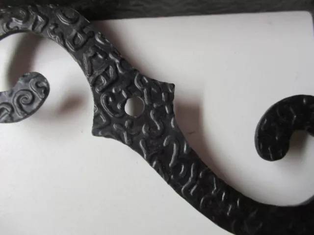 Gruppetto Corbel 2 Hammered Black Wrought Iron Shelf Wall Brackets 1960s Vintage 5