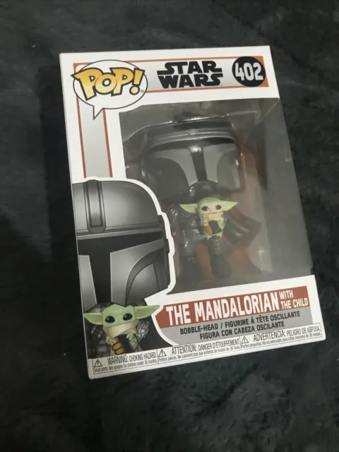 Funko Pop! Star Wars The Mandalorian Flying with Jet Pack Figure