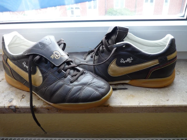 10R Tiempo NIKE Ronaldinho Echt Leder Sneaker,wie NEU!Gr;43.(42.42,5)Rarität!
