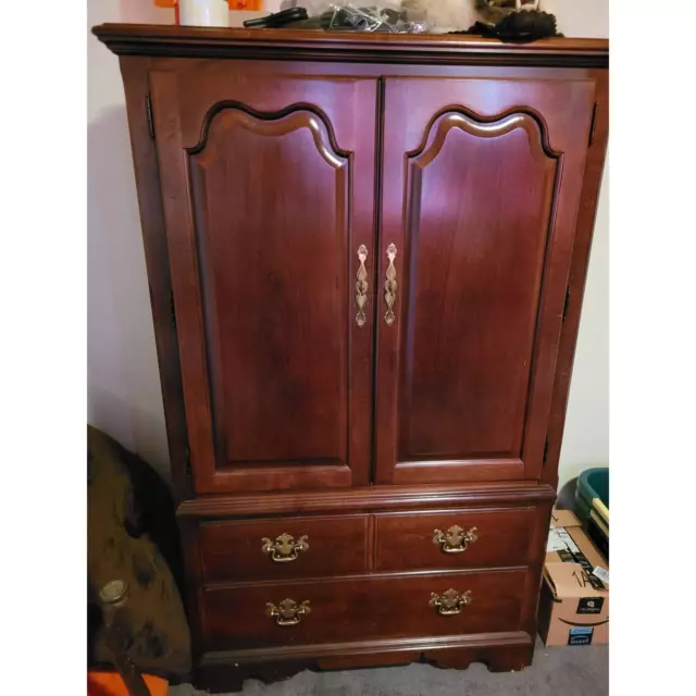 Thomasville Impressions Cherry Wood Armoire Two Side Table Night Stand Dressers