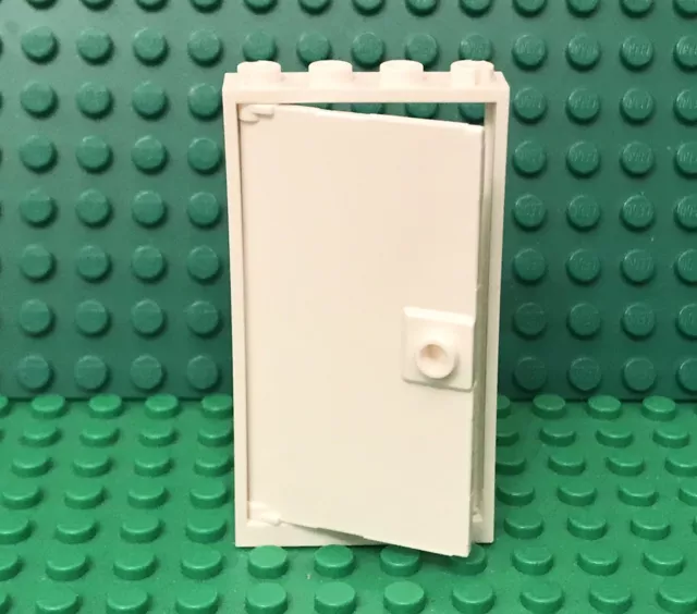 Lego White Door With Stud Handle With 1x4x6 Door Frame / City / Friends Home