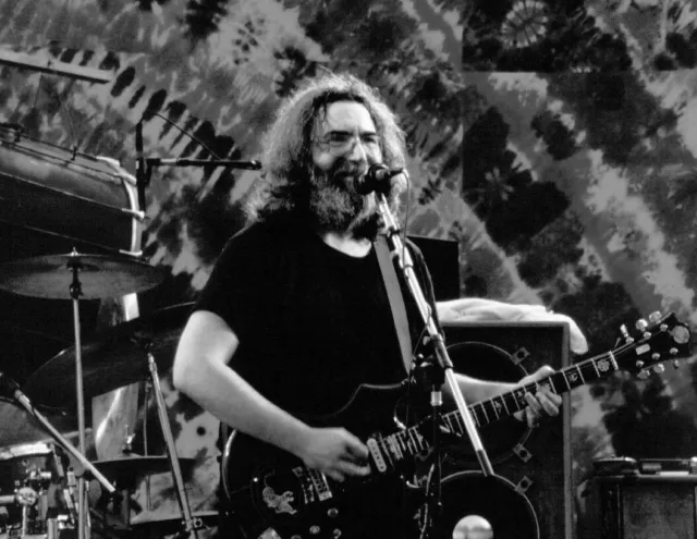 JERRY GARCIA Singer Guitarist Grateful Dead Rock Band Concert Photo Print 8"x10"