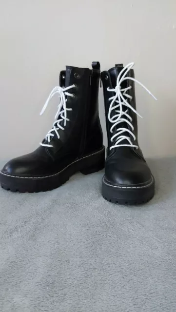 Dr online martens stradivarius
