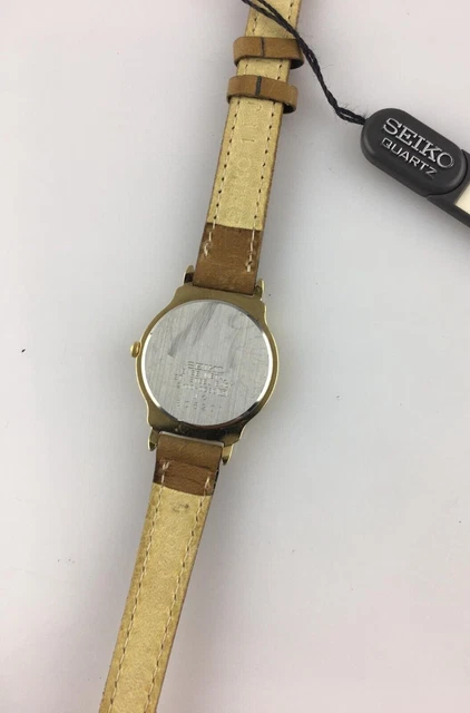 MONTRE VINTAGE YVES LANSAC acier couleur or fonctionne EUR 16,00