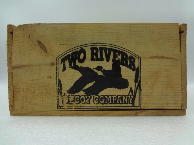 Two Rivers Decoy Company Wooden Box Crate With Sliding Lid