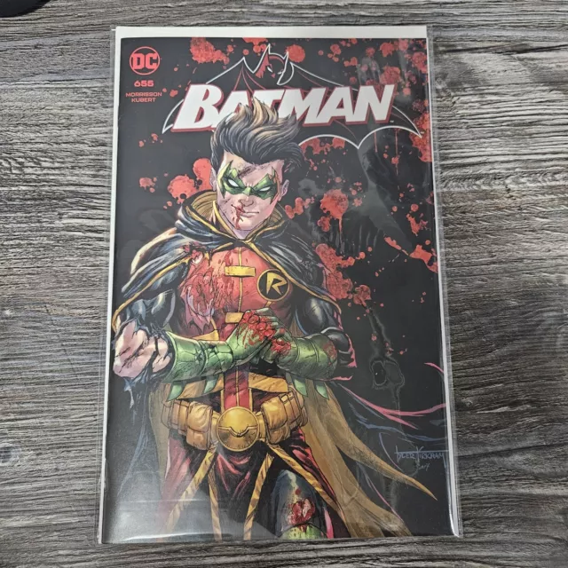 Batman #655 | Tyler Kirkham Battle Damage Variant | DC Comics 2023
