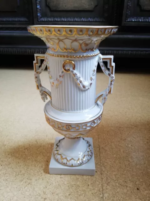 Fürstenberg Porzellan Vase I Prunkvase mit Henkeln I Weiß und Gold I Höhe 33 cm