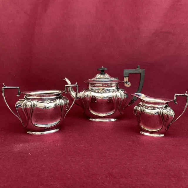 Beautiful Vintage James Deakin & Sons (JD&S) Silver Plated 3 Pc Tea Set