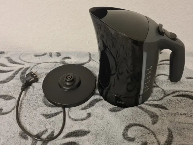 BRAUN Wasserkocher WK 300 Multiquick 3 Farbe  schwarz weiß 2200W 1,7L Abschalten