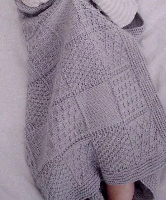 (Bb9) Knitting Pattern -  2 Dk Baby Blankets/Shawls Textured & Diamond Pattern