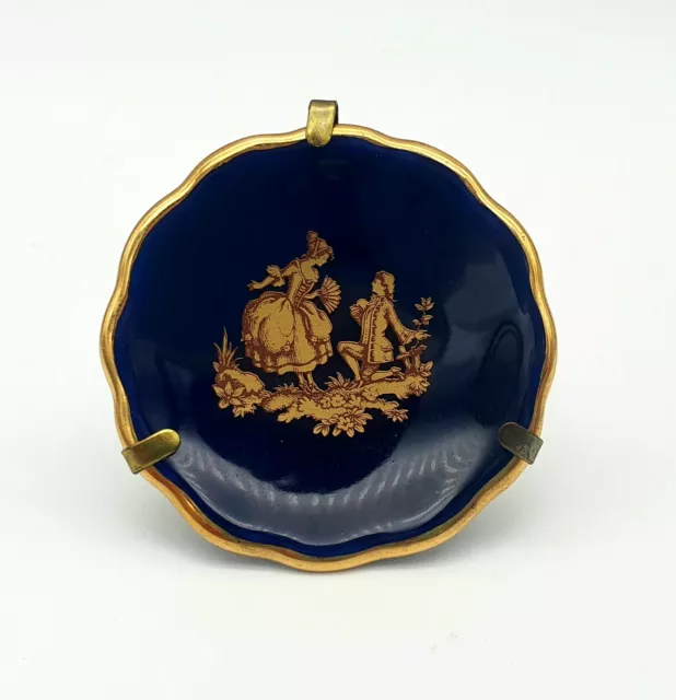 Paul Pastaud Limoges - Assiette Porcelaine Bleu de Four décor Fragonard à L'Or