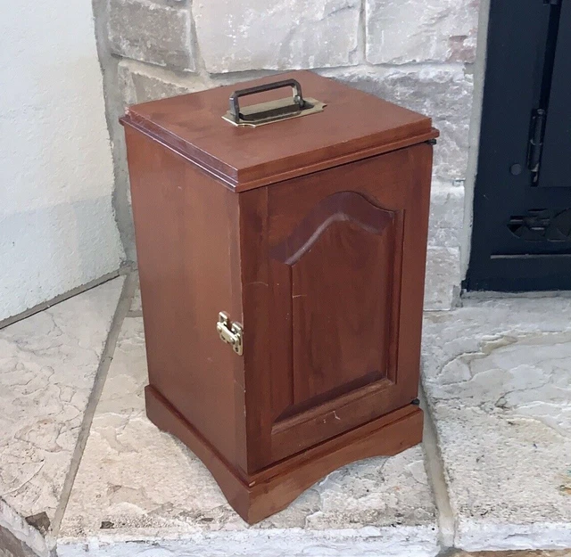 Vintage Cutty Sark 15” Wood Hinged Lid Display Case Bottle Holder  Genco