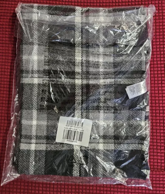 Old Navy Black Plaid Cozy Flannel Scarf - One Size (Nwt)