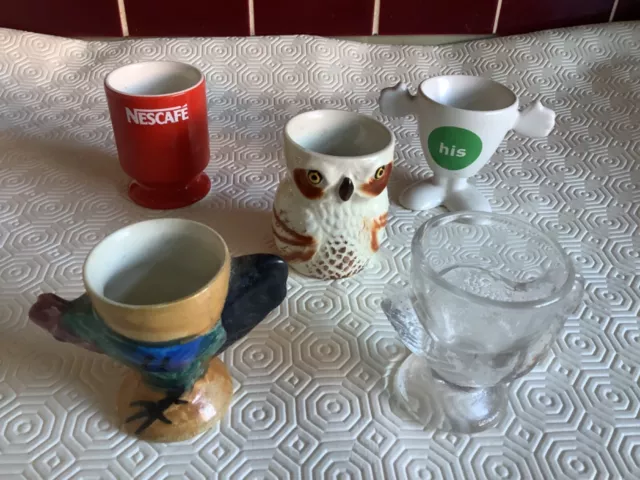Selection 5 Novelty Egg Cups inc Nescafé /Tony Wood Owl/Chickens in VGC 2