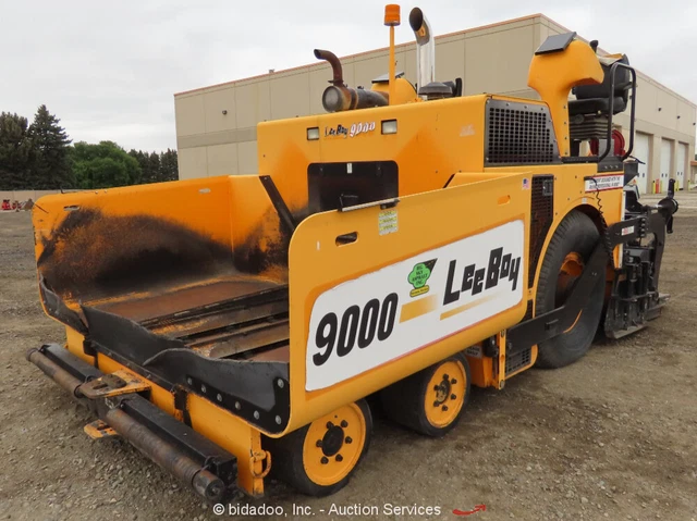 2013 Leeboy 9000 Rubber Tire Paver Asphalt Paving Machine Legend Screed