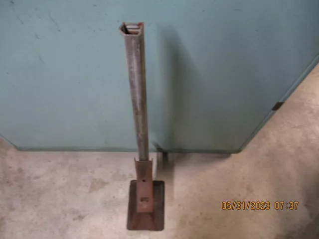 1968 Chevrolet Caprice Bumper Jack Assembly: Base, Pole, Ratchet, Hook, Wrench