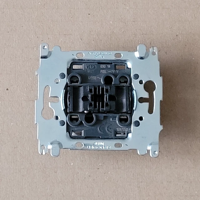 ARNOULD INITIA 69014 - mécanisme Va et Vient 10A + Poussoir 6A O+F