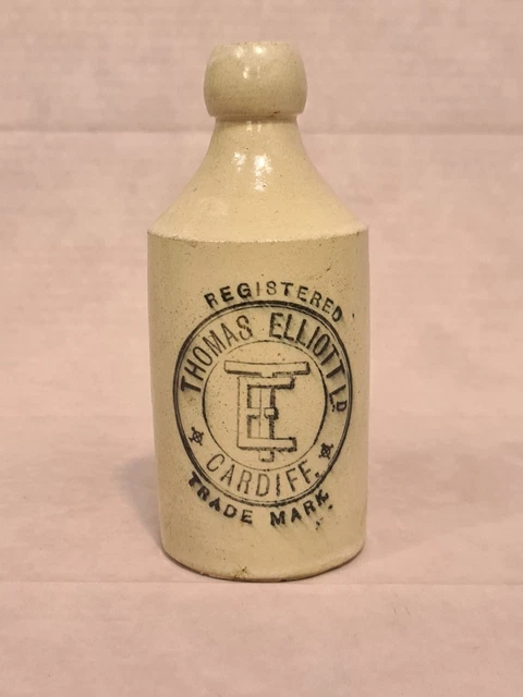 Antique Thomas Elliot Cardiff Ginger Beer Bottle