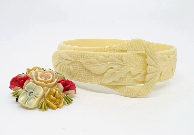 Bracelet Vintage En Plastique Ivoire - Ancien - Occasion - Style Rétro