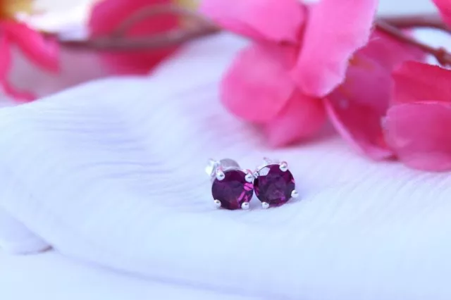 Naturel Rhodolite Gemme Grenat Mini Boucles D'Oreilles 925 Argent