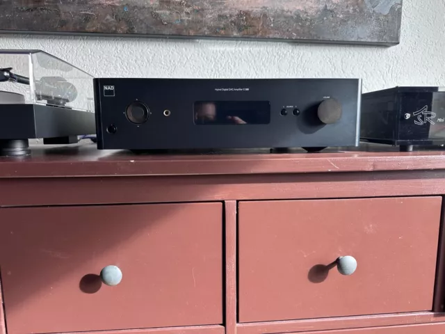 NAD C388 Vollverstärker mit BluOS 2 Streaming-Modul