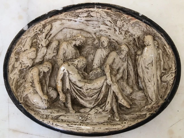 Antique Bas-relief Sculpture Deposition of Jesus Christ 22x17x2 cm Antique Bas-relief Sculpture Deposition of Jesus Christ 22x17x2 cm