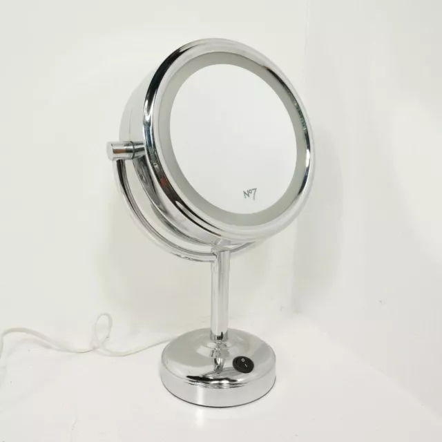 Boots magnifying mirror with light discount