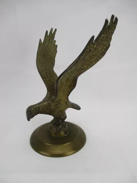 SOLID BRASS Americana BALD EAGLE LANDING BIRD Figure STATUE BRASS BASE Vintage