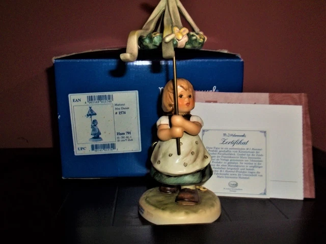 Hummel  "MAY DANCE" HUM #791~MILLENNIUM MAIFEST 2000~ 7"T~Signed Skrobek~TM8~MIB